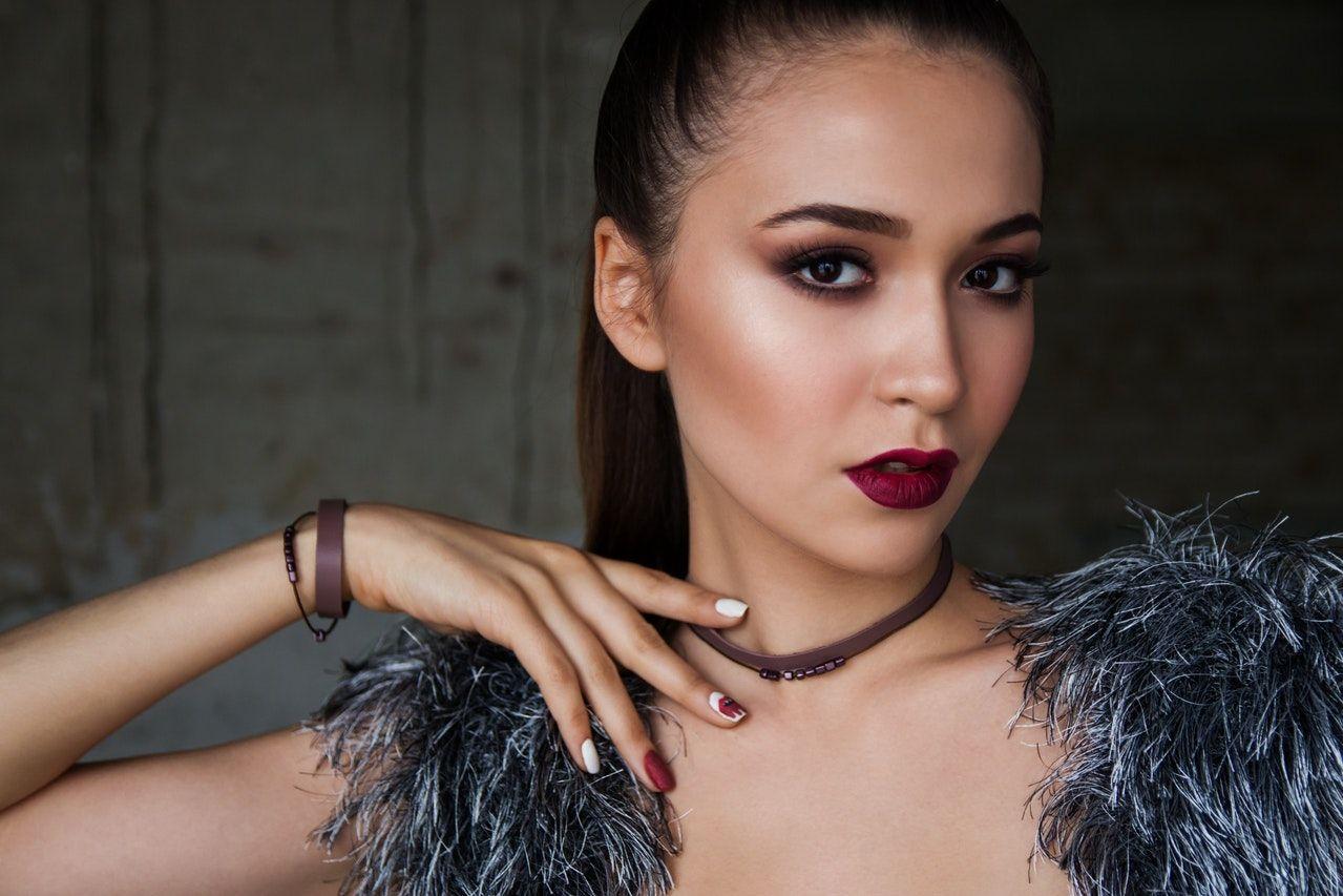 how-to-choose-makeup-products-like-a-pro